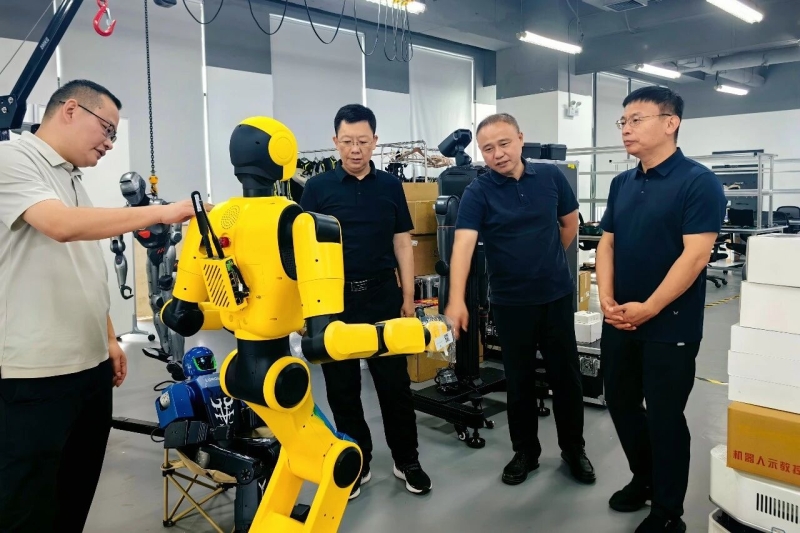 新闻速递 | 学院领导率队赴深圳考察调研